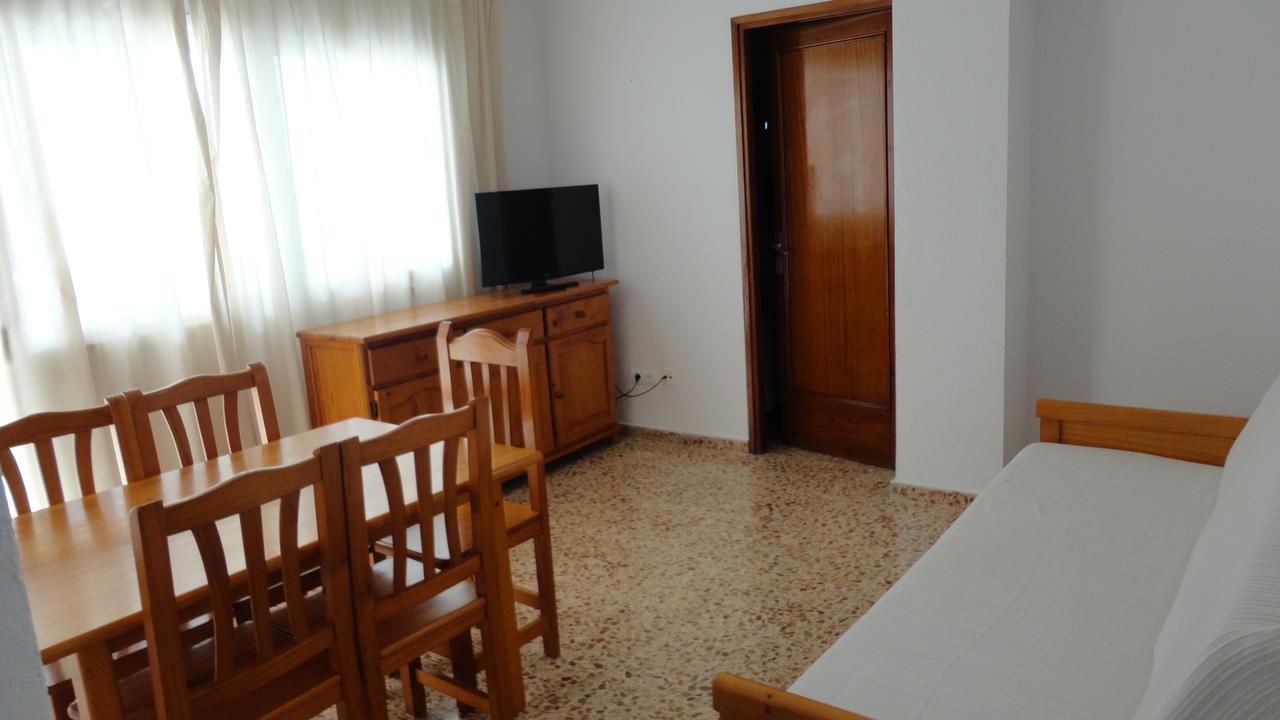 Apartamentos Cala Llonga Cala Llonga  Εξωτερικό φωτογραφία