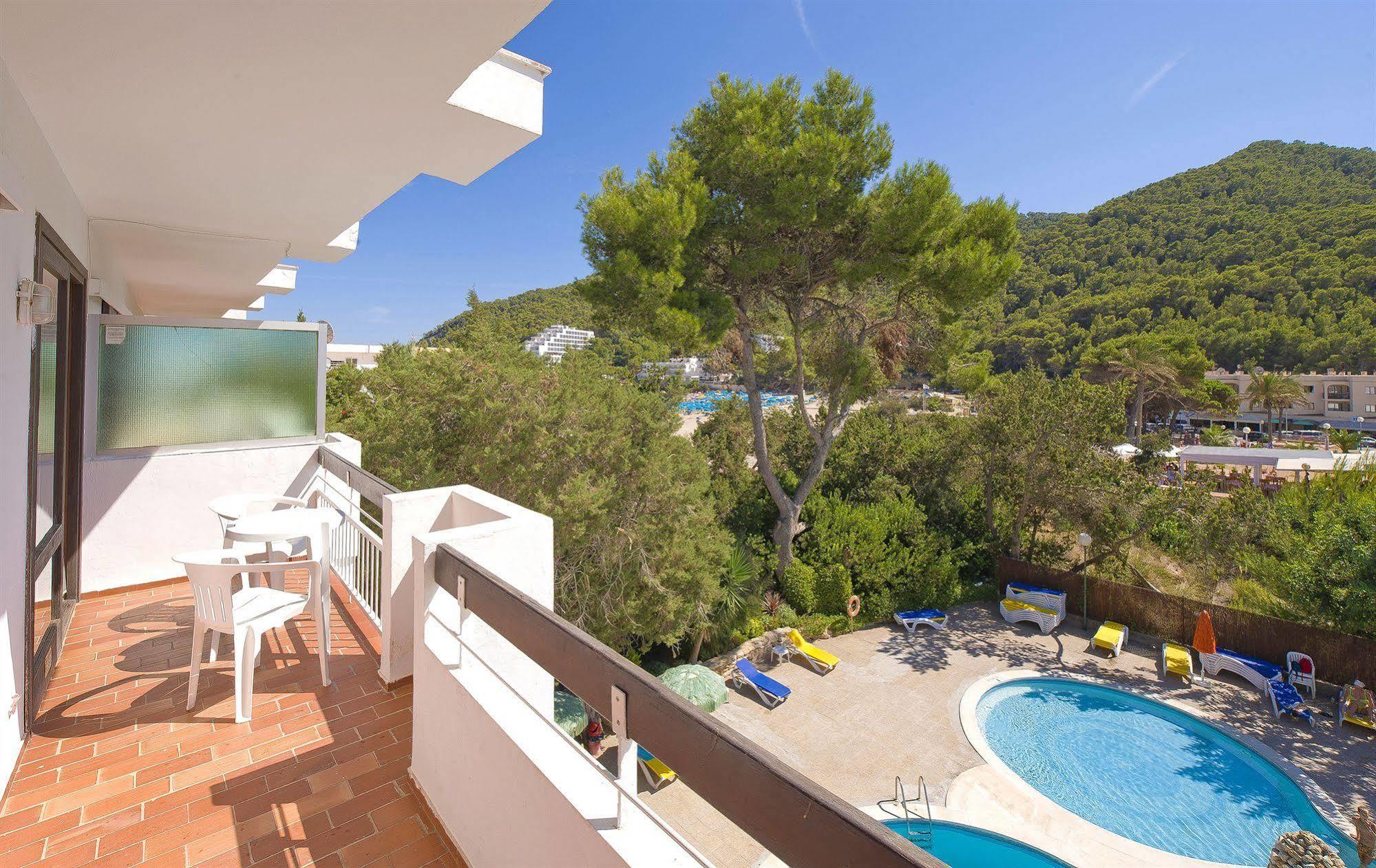 Apartamentos Cala Llonga Cala Llonga  Εξωτερικό φωτογραφία