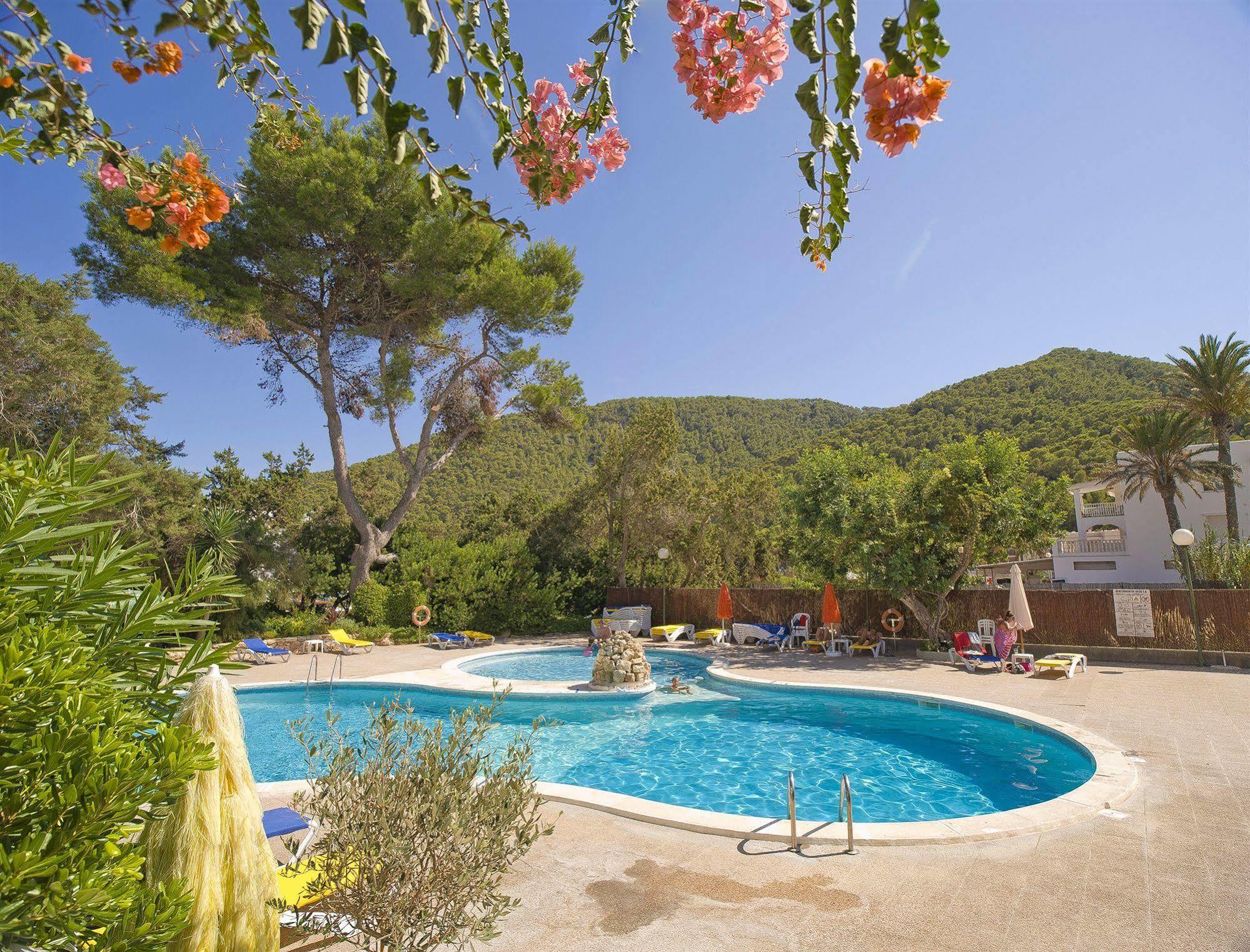 Apartamentos Cala Llonga Cala Llonga  Εξωτερικό φωτογραφία