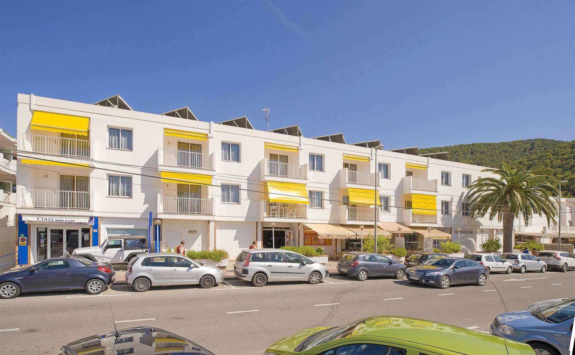 Apartamentos Cala Llonga Cala Llonga  Εξωτερικό φωτογραφία