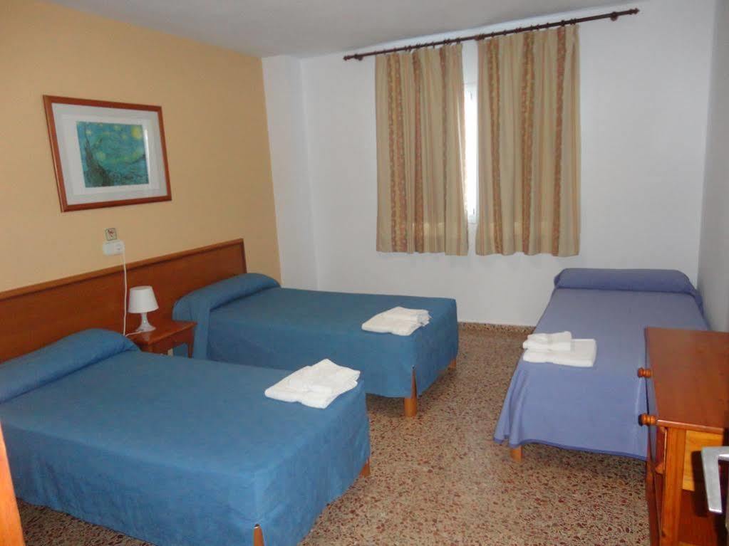Apartamentos Cala Llonga Cala Llonga  Εξωτερικό φωτογραφία