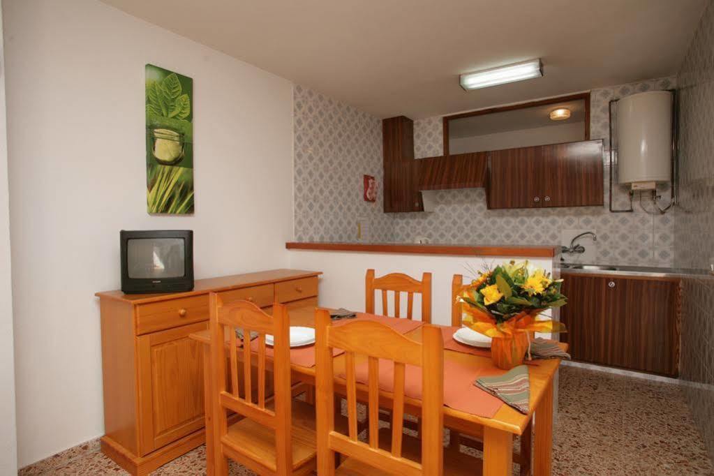 Apartamentos Cala Llonga Cala Llonga  Εξωτερικό φωτογραφία